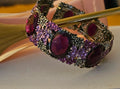 Pulsera elegante morada y plata