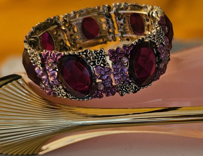 Pulsera elegante morada y plata