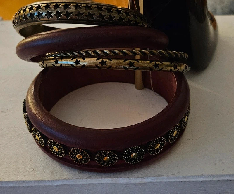 Pulseras latón y madera