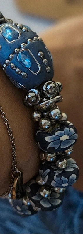 Pulsera azul plata - Joya elegante