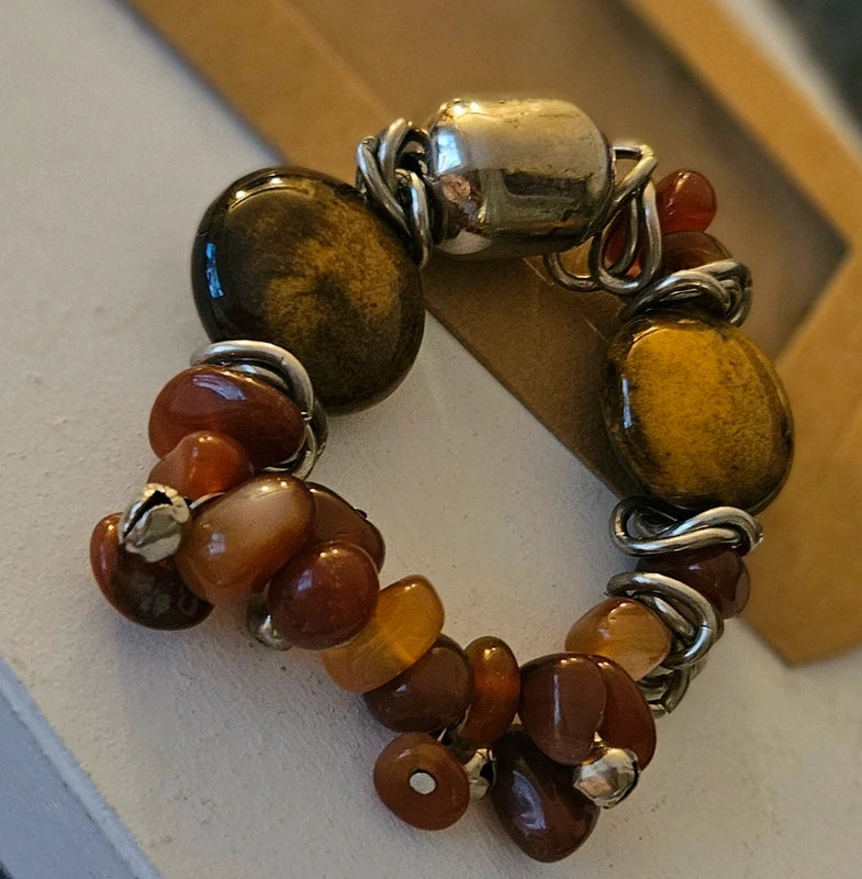Pulsera boho marrón-dorada