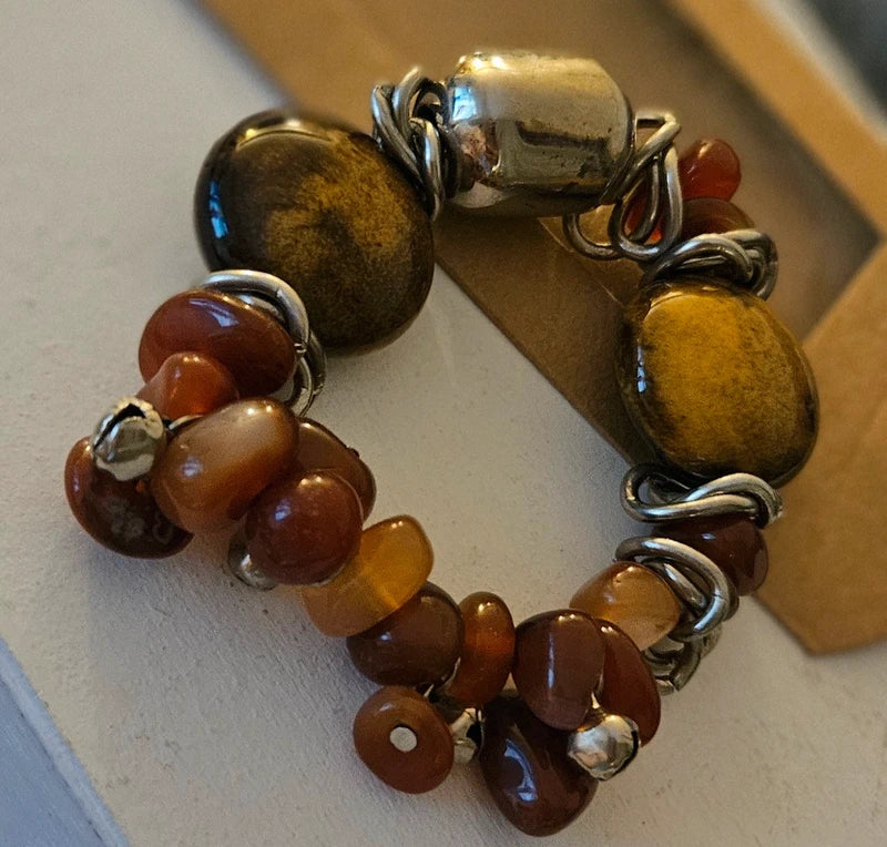 Pulsera boho marrón-dorada