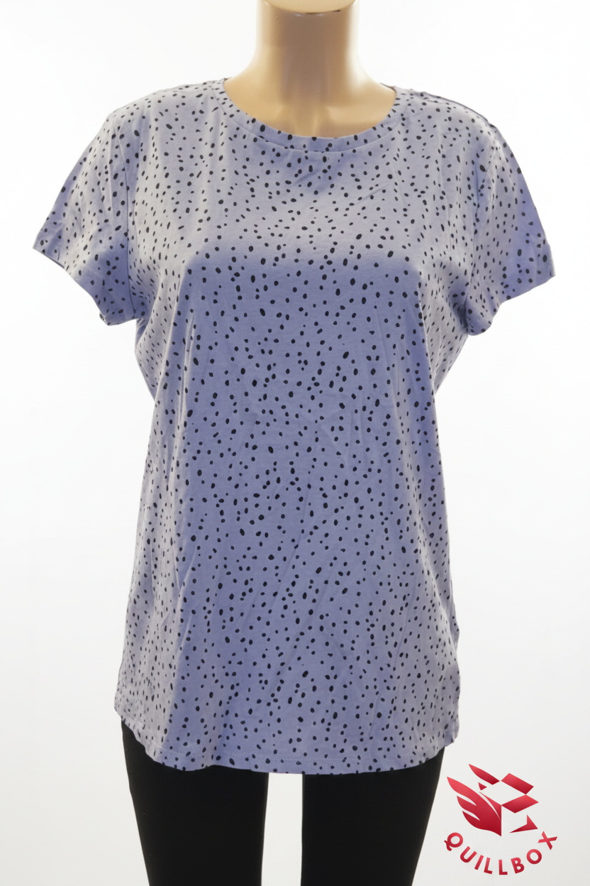 Short-sleeved polka dot T-shirt