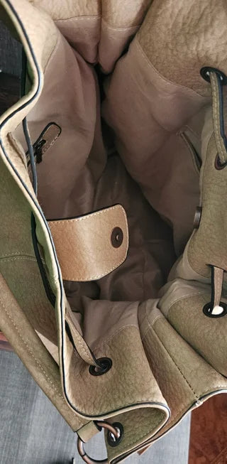 Bolso en color beige  de dayaday