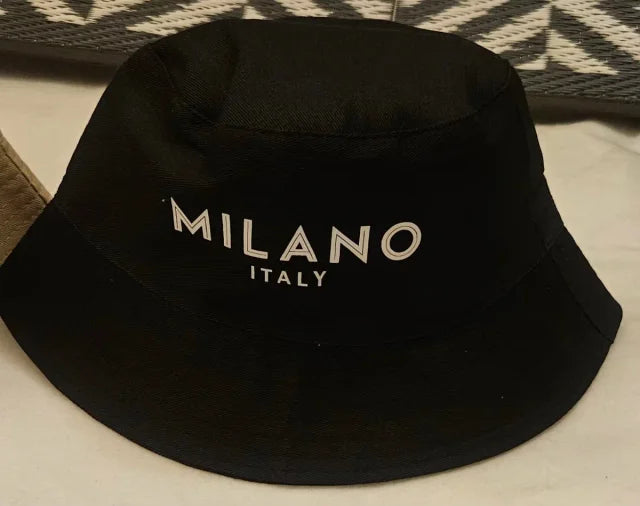 Fisherman Hat. Beige/Black 1 x €5 2 x €8