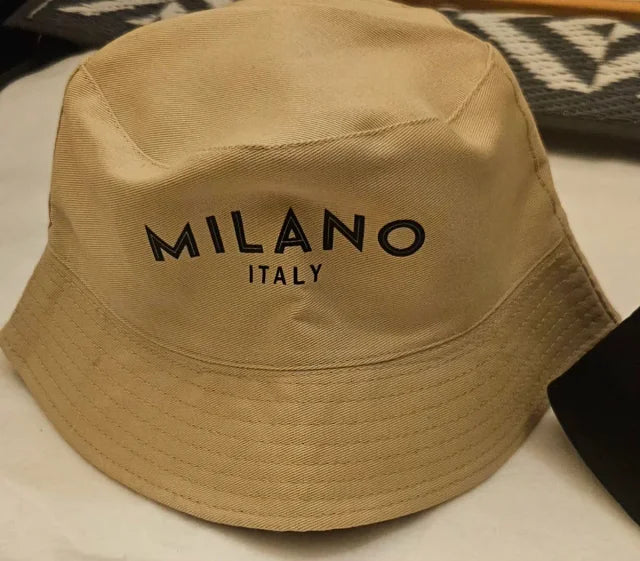 Fisherman Hat. Beige/Black 1 x €5 2 x €8
