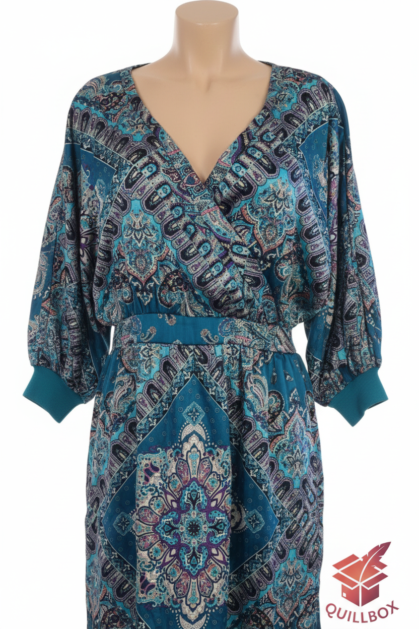 Vestido cruzado paisley teal - detalle cintura y cruce escote V