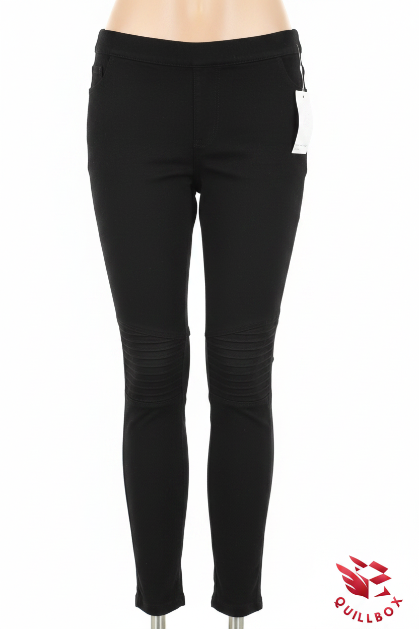 Black skinny/jegging pants