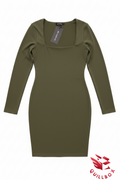 Vestido ajustado verde con hombreras