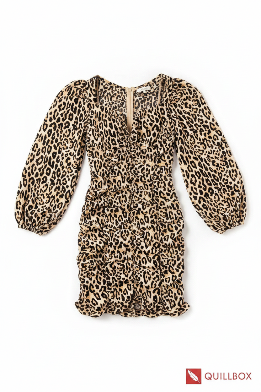 Vestido Leopardo Vestido corto con estampado de leopardo. - Diseño con escote cuadrado.